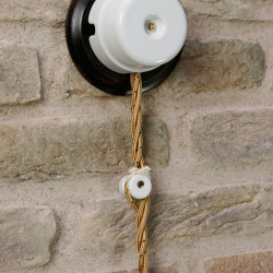 ISOLATORE CERAMICO 19MM COMPLETO DI VITE