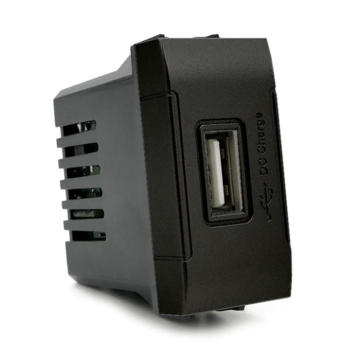 PRESA USB 5V 2A LIVING INT. COMP