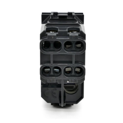 PRESA USB 5V 2A LIVING INT. COMP